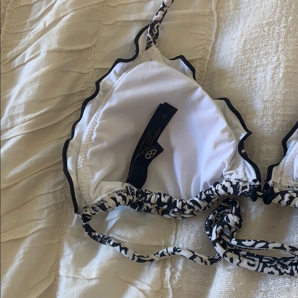 Beautiful swim top, From Nordstrom’s vix brand - Picture 3 of 3